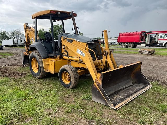 Image of John Deere 310G equipment image 2