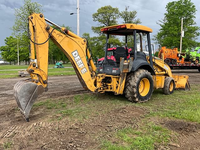 Image of John Deere 310G equipment image 4