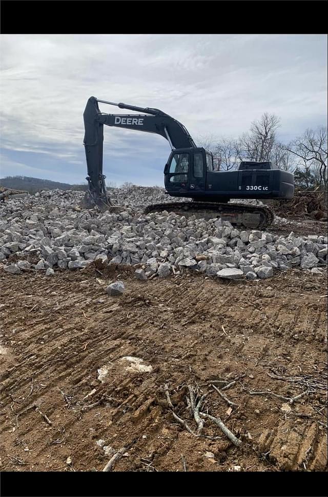 Image of John Deere 330C LC equipment image 3