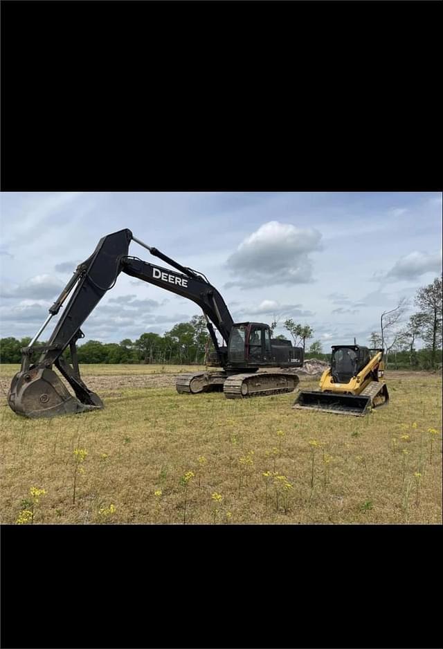 Image of John Deere 330C LC equipment image 2