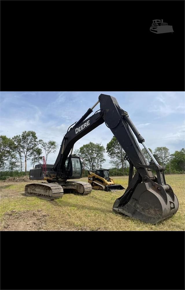 Image of John Deere 330C LC equipment image 1