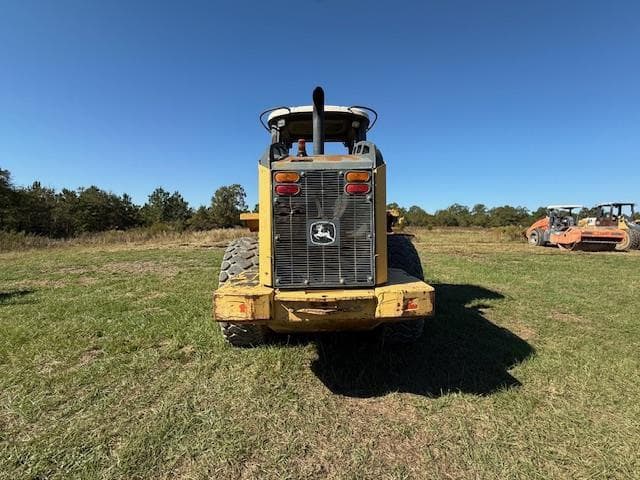 Image of John Deere 544J equipment image 4