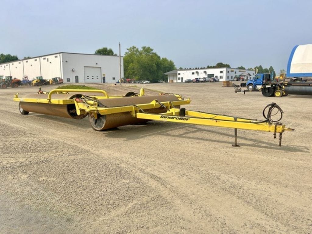 2004 Degelman LR7645 Equipment Image0