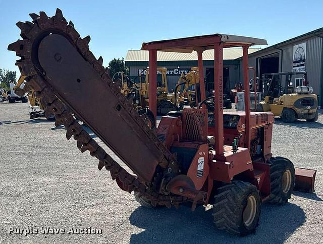 Image of Ditch Witch 3700DD equipment image 4