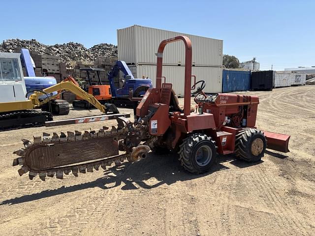 Image of Ditch Witch 3700 equipment image 2
