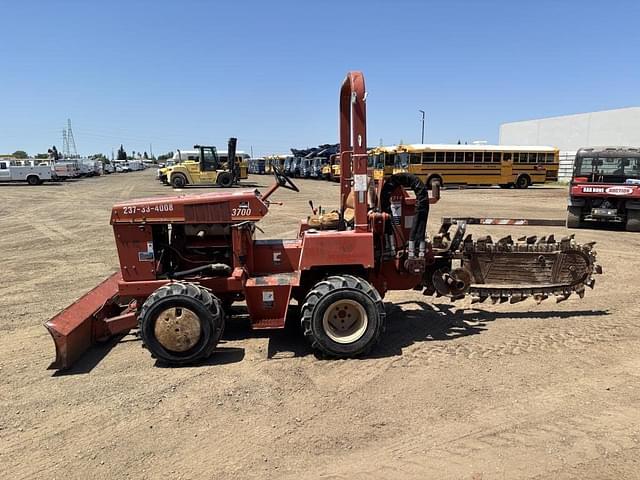 Image of Ditch Witch 3700 equipment image 4
