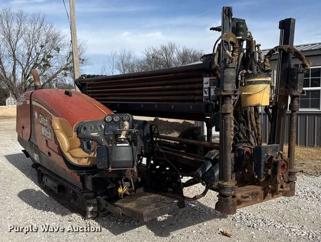Image of Ditch Witch JT1220 equipment image 2