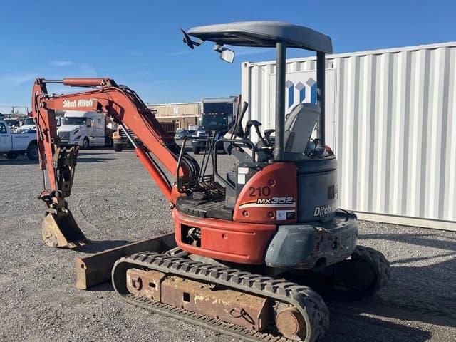 Image of Ditch Witch MX352 equipment image 1