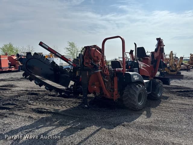 Image of Ditch Witch RT55 equipment image 4