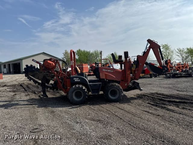 Image of Ditch Witch RT55 equipment image 3