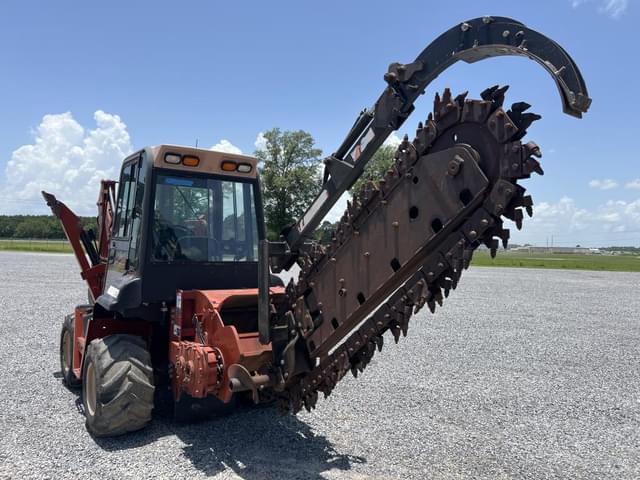 Image of Ditch Witch RT70 equipment image 2