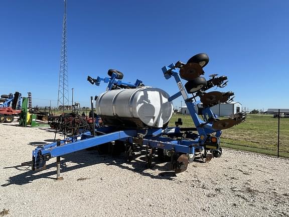 2004 DMI 5310 Equipment Image0