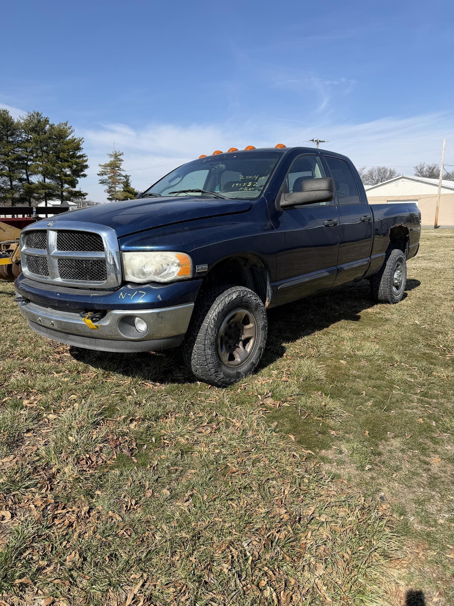 2004 Dodge Ram 2500 Equipment Image0