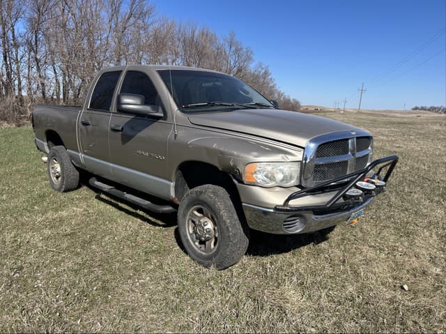 Image of Dodge Ram 2500 equipment image 2