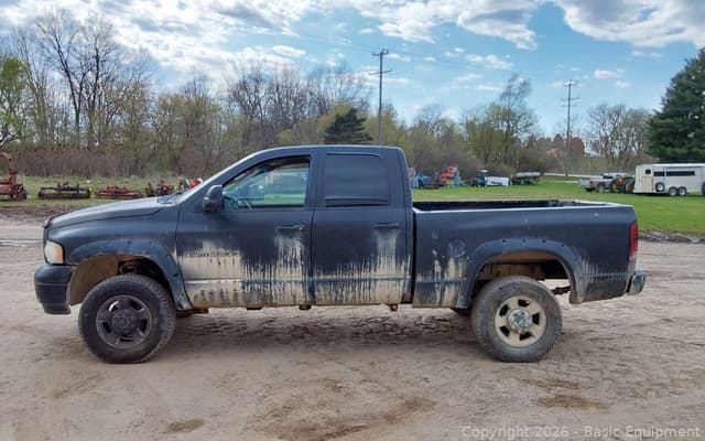Image of Dodge Ram 2500 equipment image 4