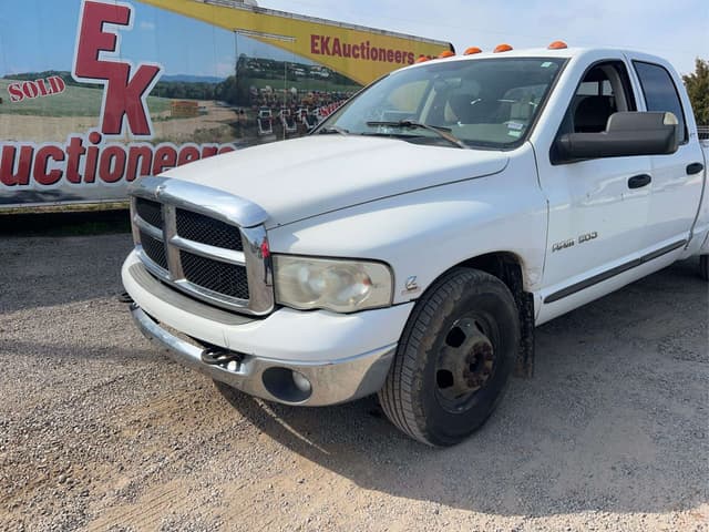 Image of Dodge Ram 3500 equipment image 1