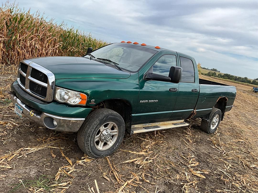 Image of Dodge Ram 3500 Primary image