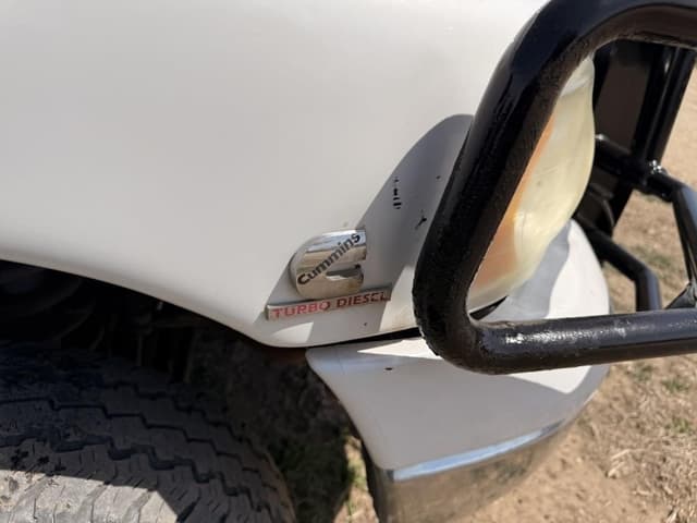 Image of Dodge Ram 2500 equipment image 4