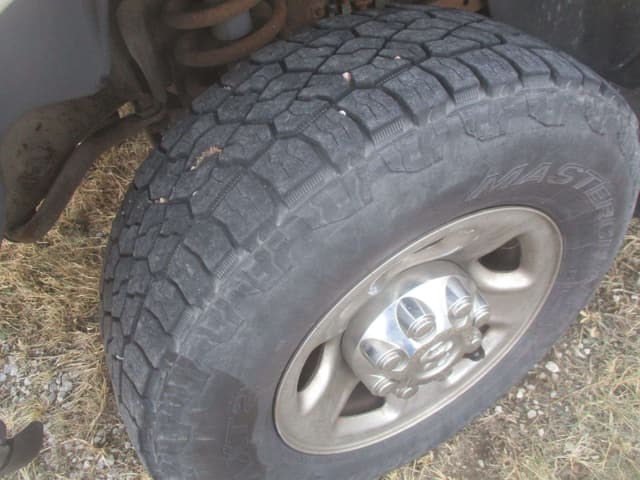 Image of Dodge Ram 2500 equipment image 2