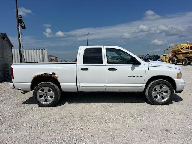 Image of Dodge Ram 1500 equipment image 1