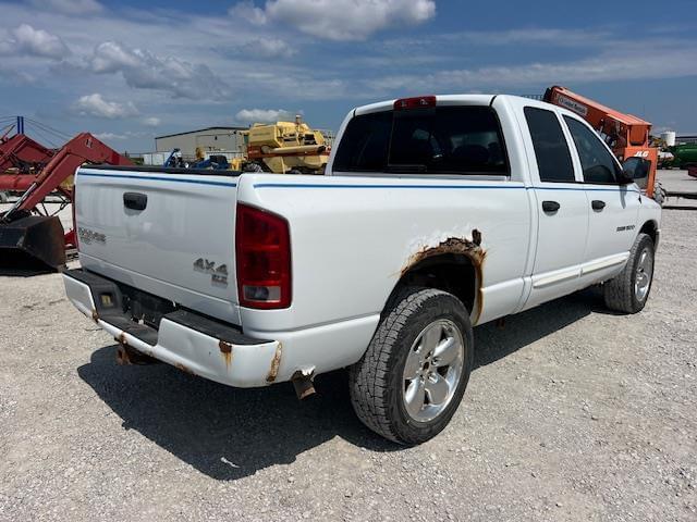 Image of Dodge Ram 1500 equipment image 2