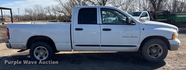 Image of Dodge Ram 1500 equipment image 3