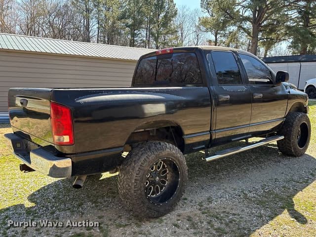 Image of Dodge Ram 1500 equipment image 4