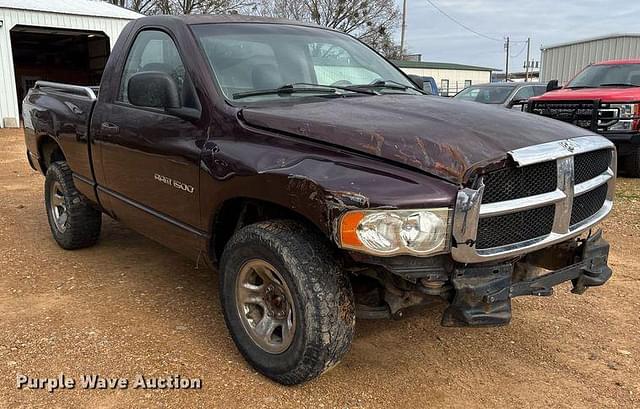 Image of Dodge Ram 1500 equipment image 2