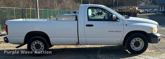 Image of Dodge Ram 1500 equipment image 3