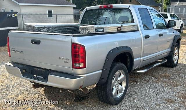 Image of Dodge Ram 1500 equipment image 4
