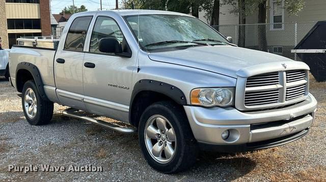Image of Dodge Ram 1500 equipment image 2
