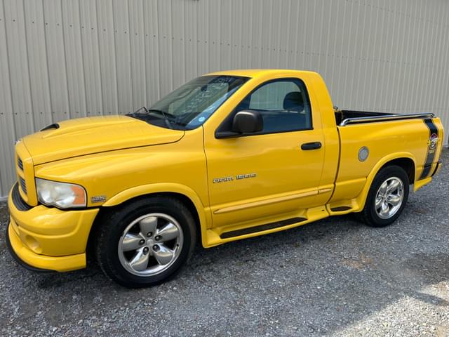 Image of Dodge Ram 1500 equipment image 1