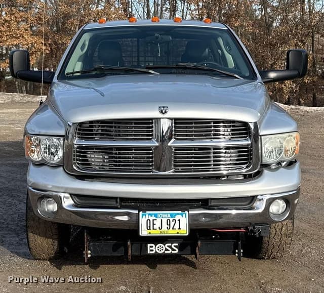 Image of Dodge Ram 2500 equipment image 1