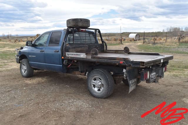 Image of Dodge Ram 2500 equipment image 2