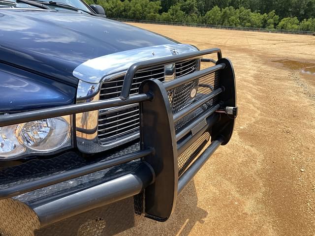 Image of Dodge Ram 2500 equipment image 4