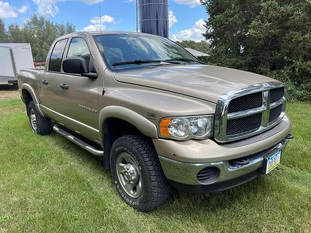 Image of Dodge Ram 2500 equipment image 1