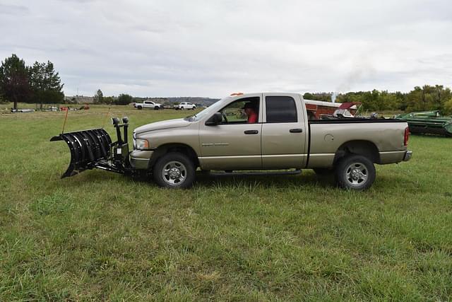 Image of Dodge Ram 2500 equipment image 1