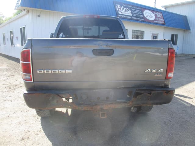 Image of Dodge Ram 2500 equipment image 4