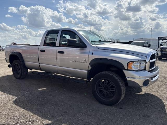 Image of Dodge Ram 2500 equipment image 4