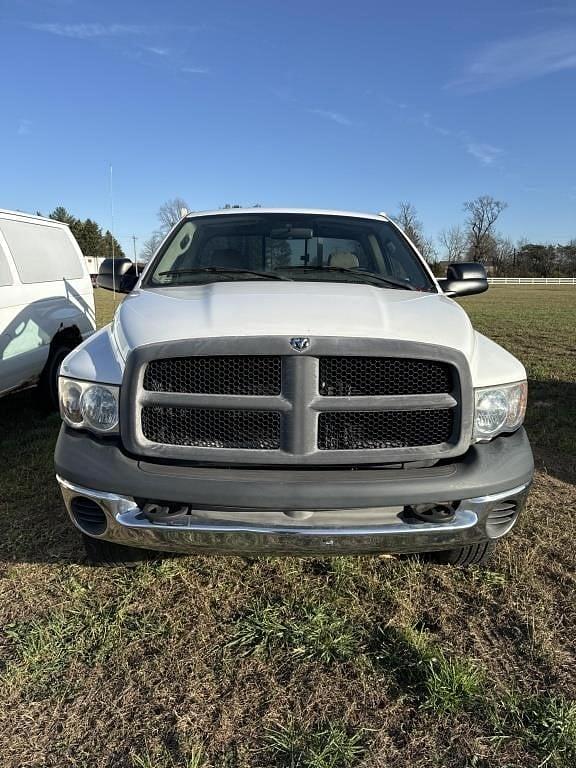 Image of Dodge Ram 2500 equipment image 1