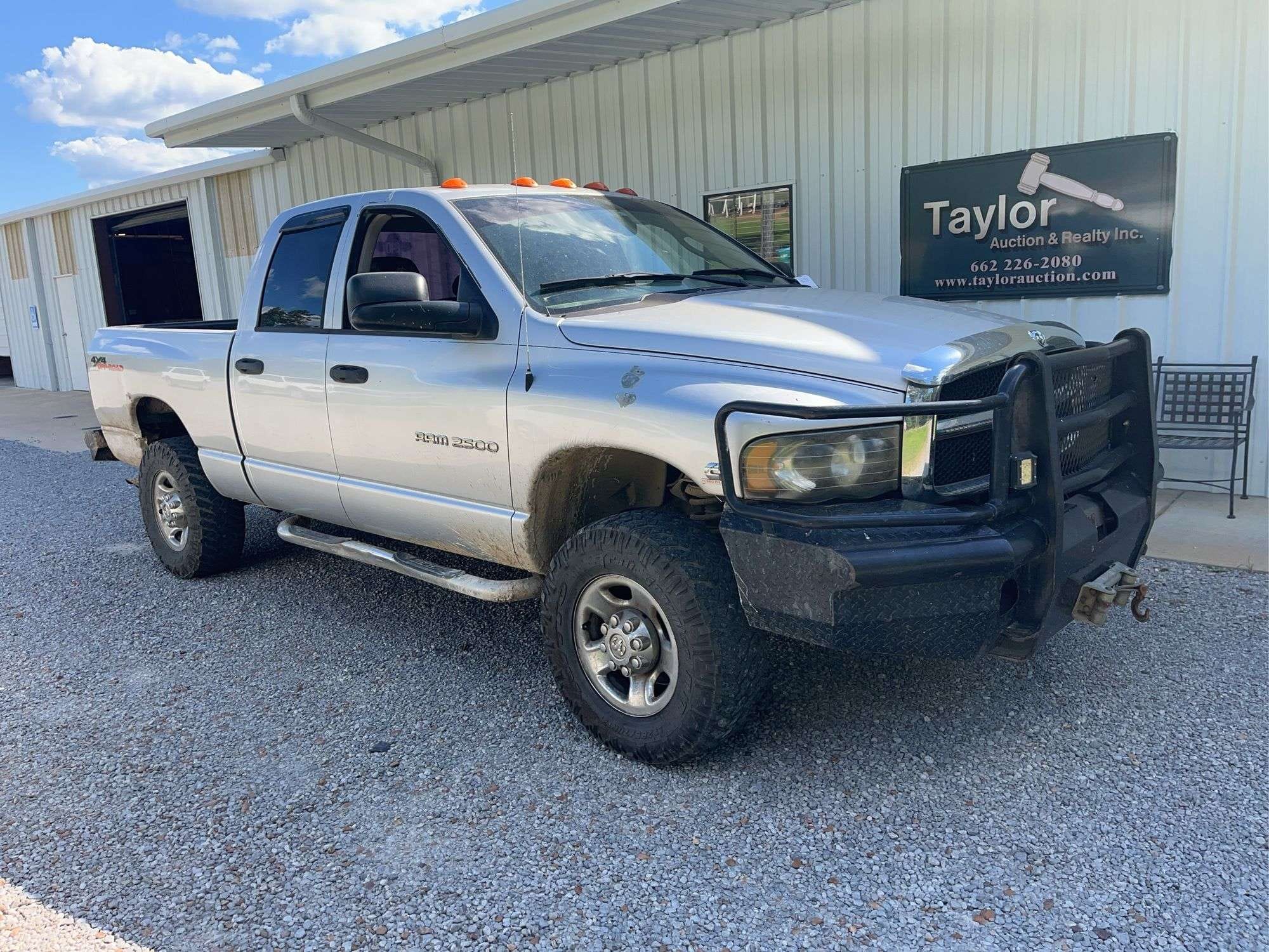 2004 Dodge Ram 2500 Equipment Image0
