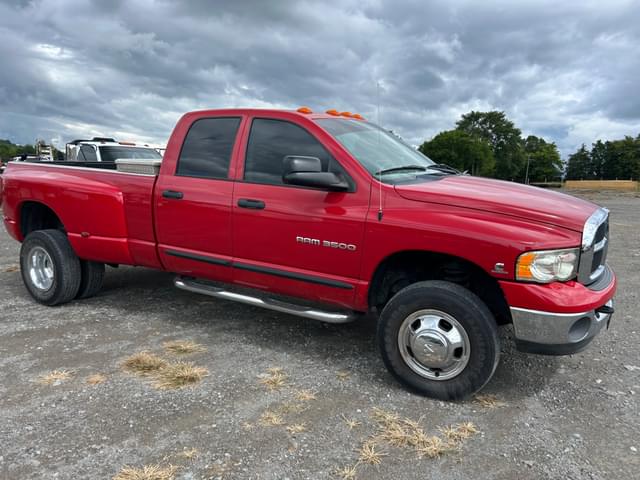 Image of Dodge Ram 3500 equipment image 1