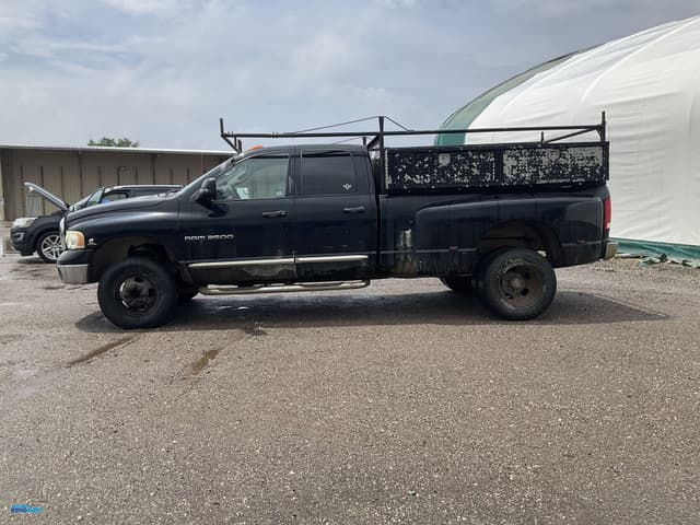 Image of Dodge Ram 3500 equipment image 1