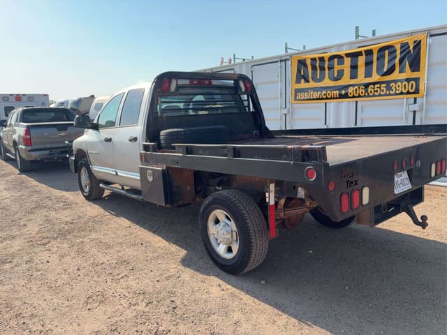 Image of Dodge Ram 3500 equipment image 3