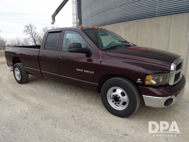 Image of Dodge Ram 3500 equipment image 4