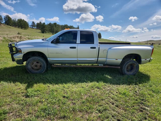 Image of Dodge Ram 3500 equipment image 3