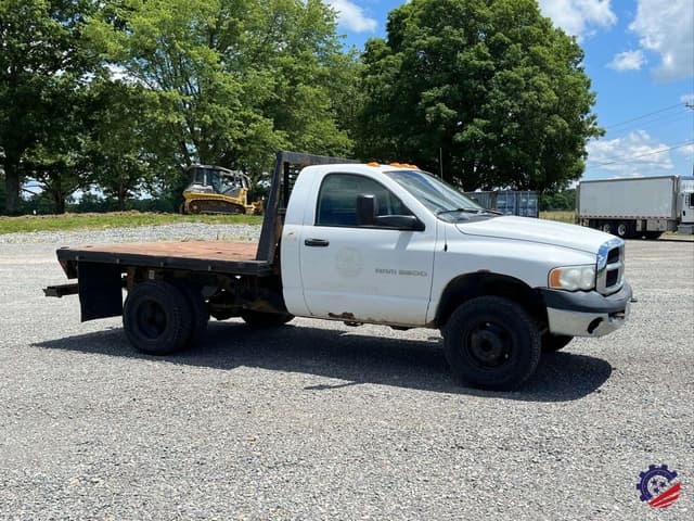 Image of Dodge Ram 3500 equipment image 3