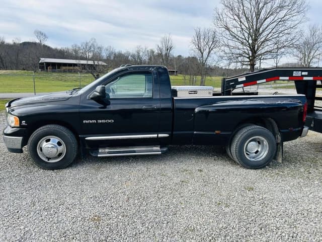 Image of Dodge Ram 3500 equipment image 1