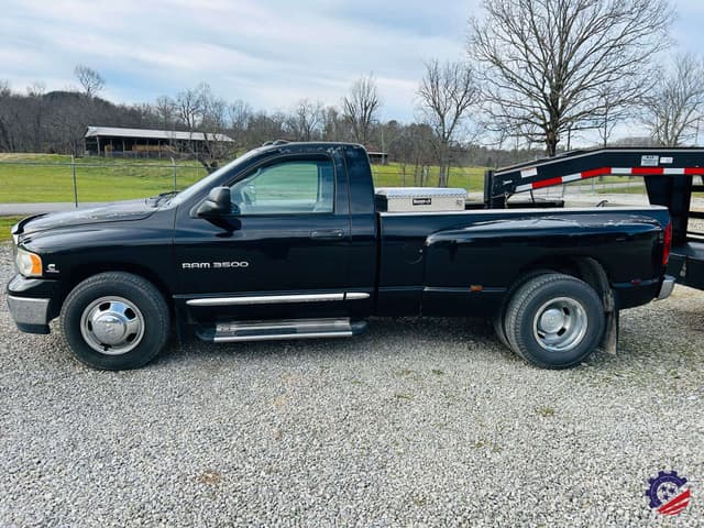 Image of Dodge Ram 3500 equipment image 1