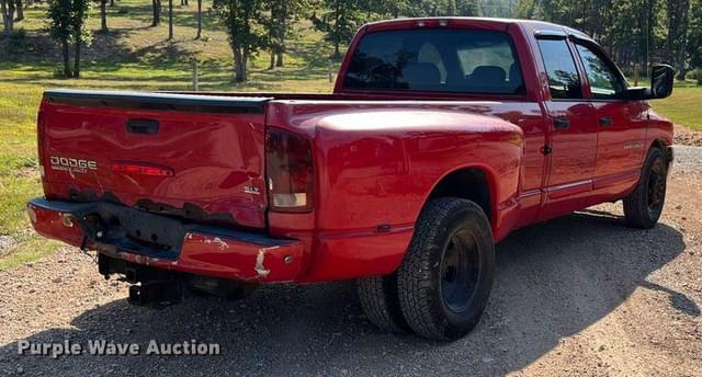 Image of Dodge Ram 3500HD equipment image 4
